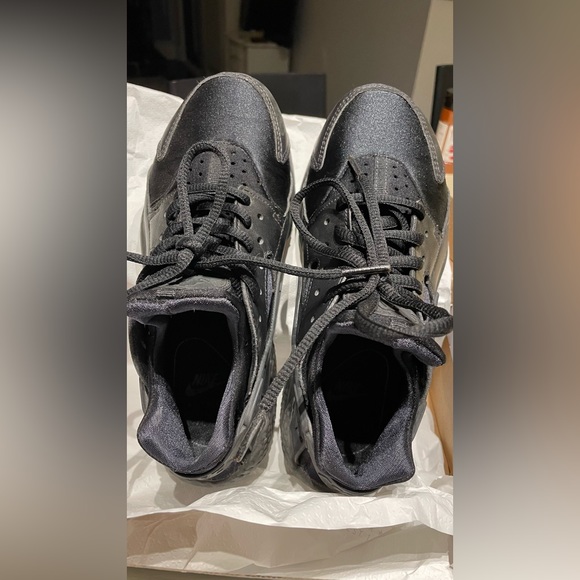 Nike Huarache women’s black 6 - Picture 2 of 5